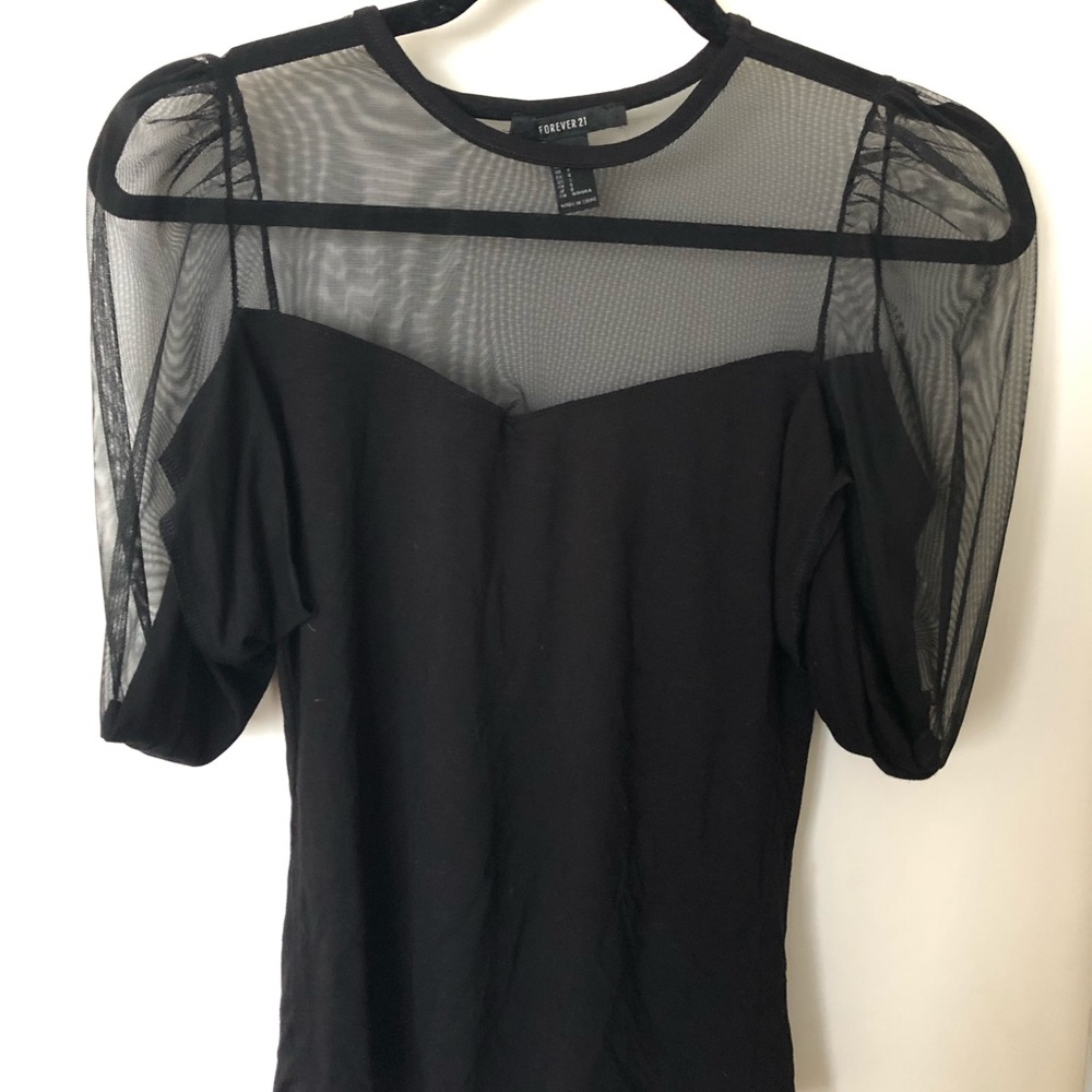 Cotton top w mesh detail